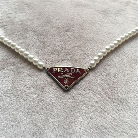 prada pearl necklace